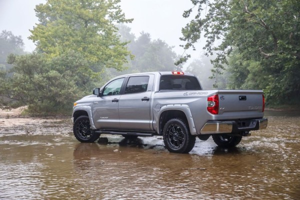 2016 TOYOTA TUNDRA DIESEL, REDESIGN, CHANGES, MPG