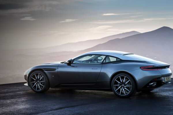 ASTON MARTIN DB11 – NEW ICON OF ASTON MARTIN